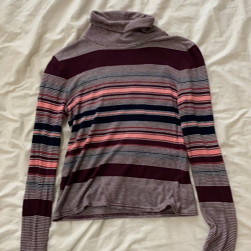 Striped turtle neck